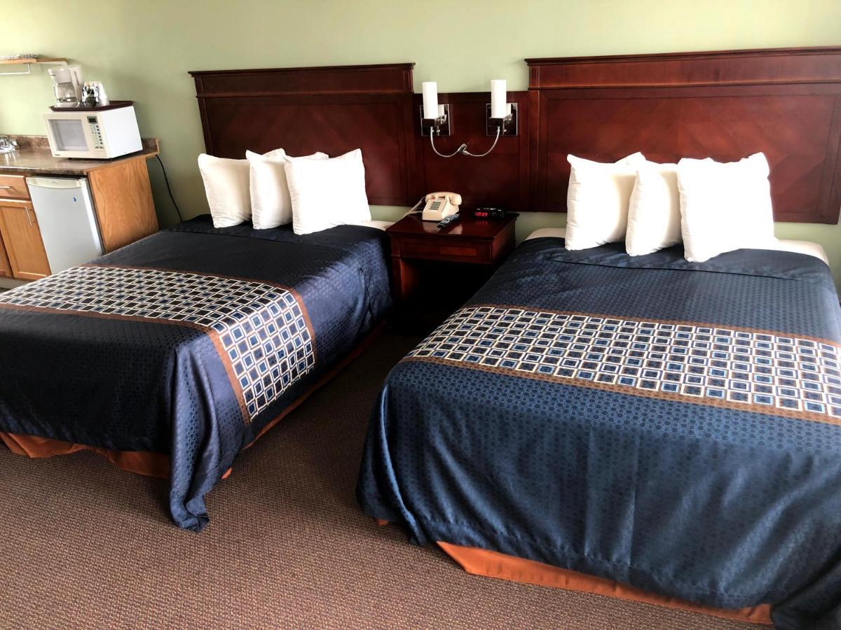 Perth Plaza Inn&Suites Bagian luar foto